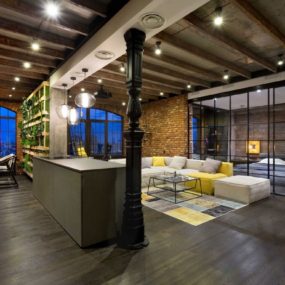 Warehouse Style Loft with Stunning Visual Appeal